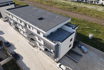 Apartament cu 3 camere decomandat în Dobroești