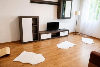 Apartament cu 3 camere decomandat, mobilat în Drumul Taberei