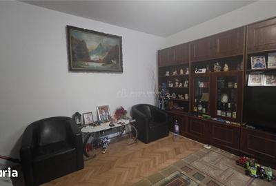 Apartament cu 4 camere decomandat în Brazda lui Novac