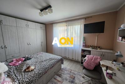 Casă cu 6 camere cu Teren 254 Mp în Cetate