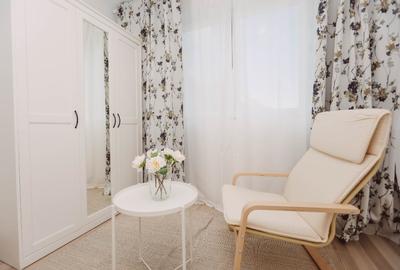 Apartament cu 2 camere semidecomandat, mobilat în Sud-Vest