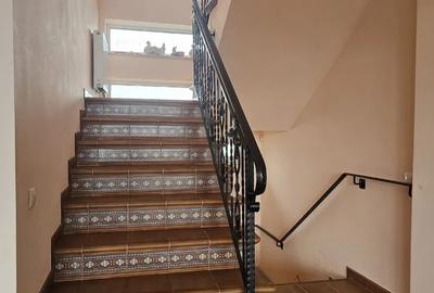Casă individuală cu 7 camere cu Canalizare în Tureni - 11