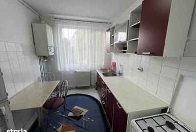 Apartament cu 3 camere decomandat în Calea Dumbrăvii