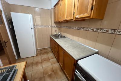 Apartament cu 3 camere decomandat în Tineretului - 8