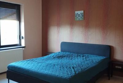 Casă cu 4 camere cu Teren 120 Mp în Roșu