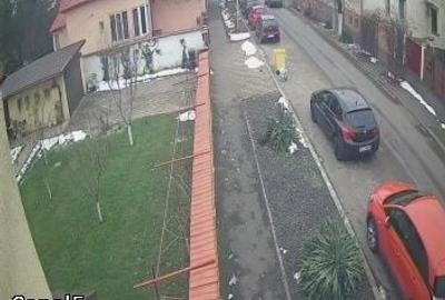 Casă cu 4 camere decomandat în Central - 2