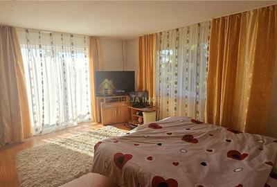 Casă individuală cu 8 camere cu Teren 800 Mp în Beliș - 11