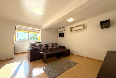 Apartament cu 2 camere decomandat în Titan