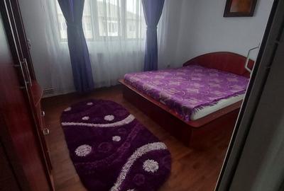 Apartament cu 2 camere semidecomandat în Micro 4 - 4