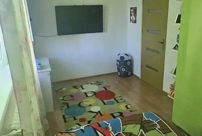 Apartament cu 2 camere semidecomandat în Gojdu - 2