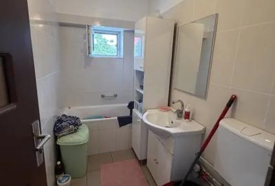 Apartament cu 4 camere decomandat în Herăstrău