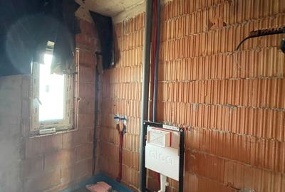 Duplex cu 5 camere cu Canalizare în Moșnița Nouă - 5