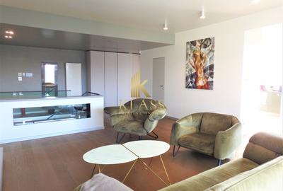 Apartament cu 5 camere decomandat, mobilat în Pipera