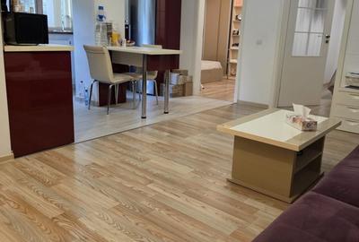Apartament cu 3 camere, mobilat în Tătărași