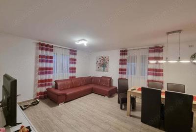 Casă cu 5 camere cu Canalizare în Ghiroda - 2
