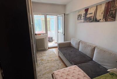 Apartament cu 4 camere în Podu Roș - 3