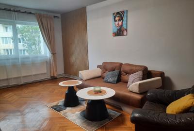 Apartament cu 2 camere decomandat în Hipodrom 3