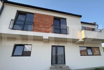 Duplex cu 4 camere cu Canalizare în Chinteni - 2