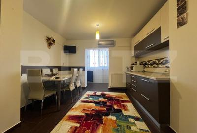 Apartament cu 3 camere decomandat, mobilat în Nufărul