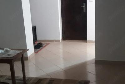 Casă cu 3 camere cu Teren 1300 Mp în Nord