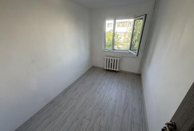Apartament cu 3 camere semidecomandat în Tomis Nord - 6