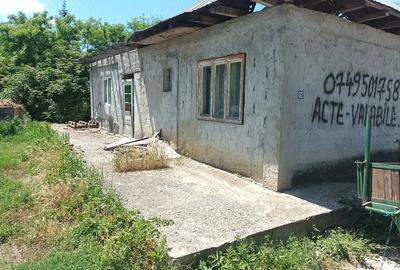 Casă cu Teren 847 Mp în Tisa