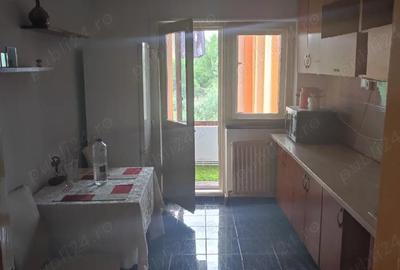 Garsonieră decomandată în Plopilor - 4