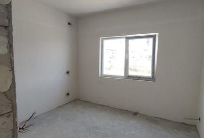Casă cu 3 camere cu Teren 400 Mp în Nord