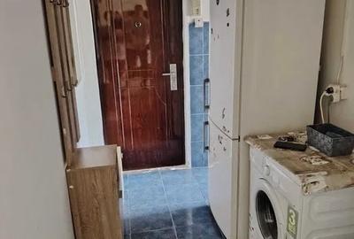 Apartament cu 2 camere semidecomandat în Km 4