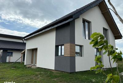 Casă cu 4 camere în Ștrand - 1