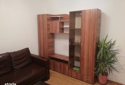 Casă cu 2 camere decomandat în Ștefan cel Mare