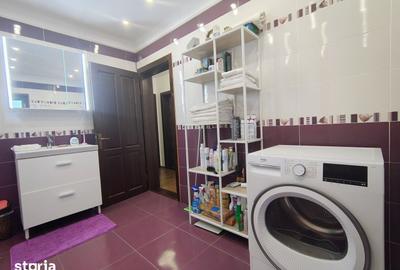 Casă cu 4 camere cu Teren 1299 Mp în Șimnicu de Sus - 11