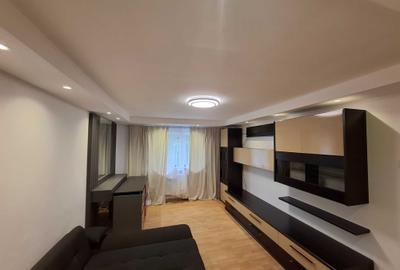 Apartament cu 3 camere decomandat în Central - 1