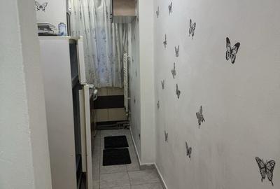 Garsonieră decomandată în Central - 2