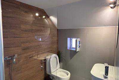 Casă cu 4 camere în Central - 1