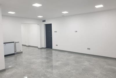 Spațiu comercial, de 80 mp, în Traian - 2