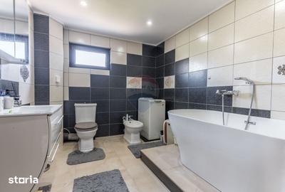 Casă cu 5 camere cu Teren 530 Mp în Holboca - 11