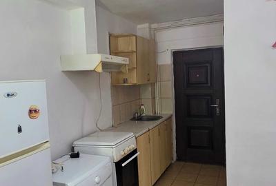 Garsonieră semidecomandată în Central - 1