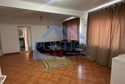 Casă individuală cu 7 camere cu Canalizare în Poarta Albă - 16