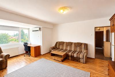 Apartament cu 2 camere semidecomandat în Eroii Revoluției