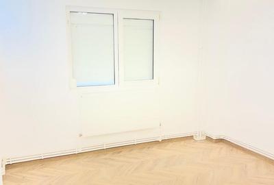 Apartament cu 2 camere decomandat în Mioriței
