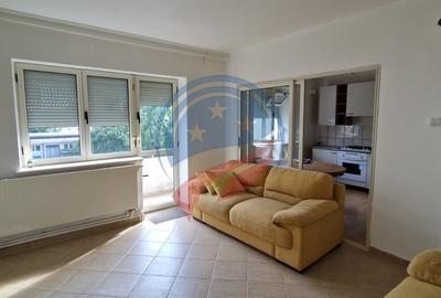 Apartament cu 2 camere decomandat, mobilat în Central
