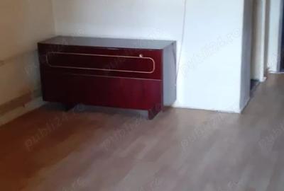 Garsonieră semidecomandată în Central - 4