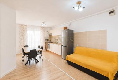 Apartament cu 3 camere semidecomandat, mobilat în Florești