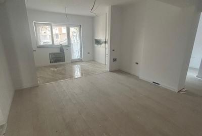 Apartament cu 3 camere în Central - 2