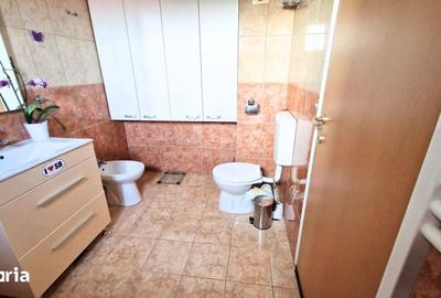 Apartament cu 3 camere semidecomandat în Banat - 2