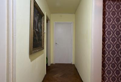 Apartament cu 4 camere decomandat, mobilat în Circumvalațiunii - 14