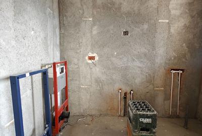 Casă cu 4 camere cu Teren 411 Mp în Clinceni