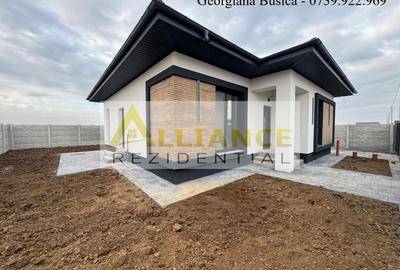 Casă individuală cu 4 camere cu Canalizare în Berceni