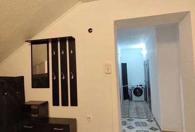 Apartament cu 2 camere decomandat în Medicină